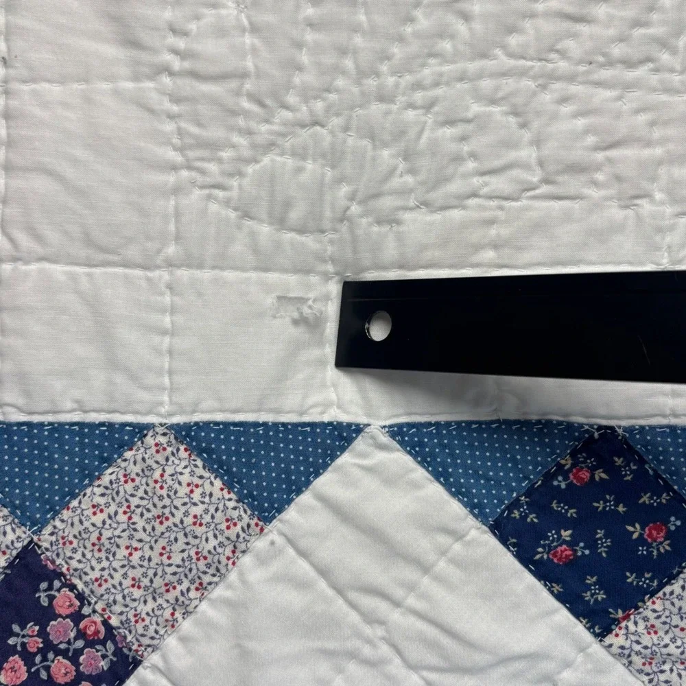 VTG‎ Handmade Patchwork Heirloom Quilt 80s Blanket Blue White Floral Cottagecore